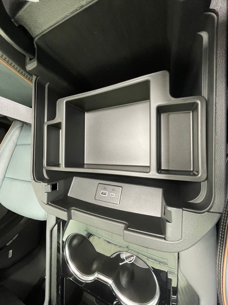 New 2026 GMC Yukon XL AT4 image 24