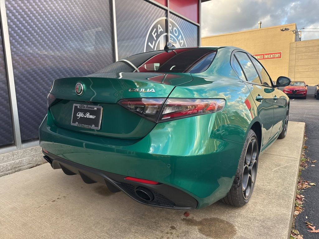 New 2025 Alfa Romeo Giulia AWD w/ Driving Assist Package image 3
