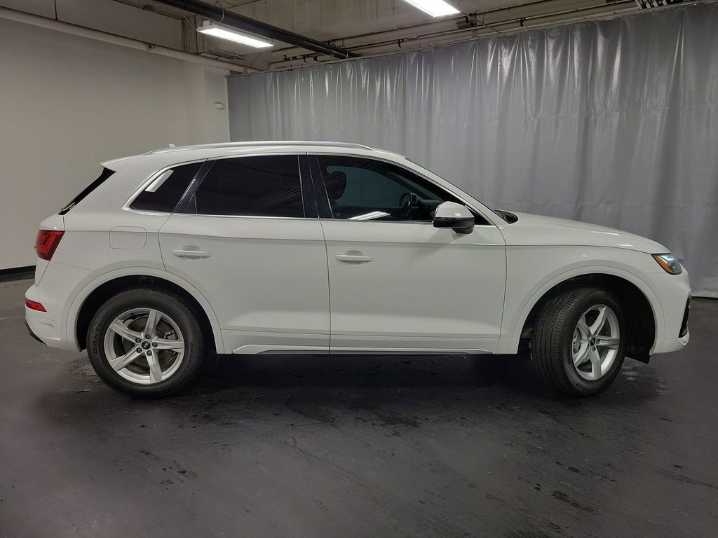 Used 2021 Audi Q5 2.0T Premium w/ Convenience Package image 9