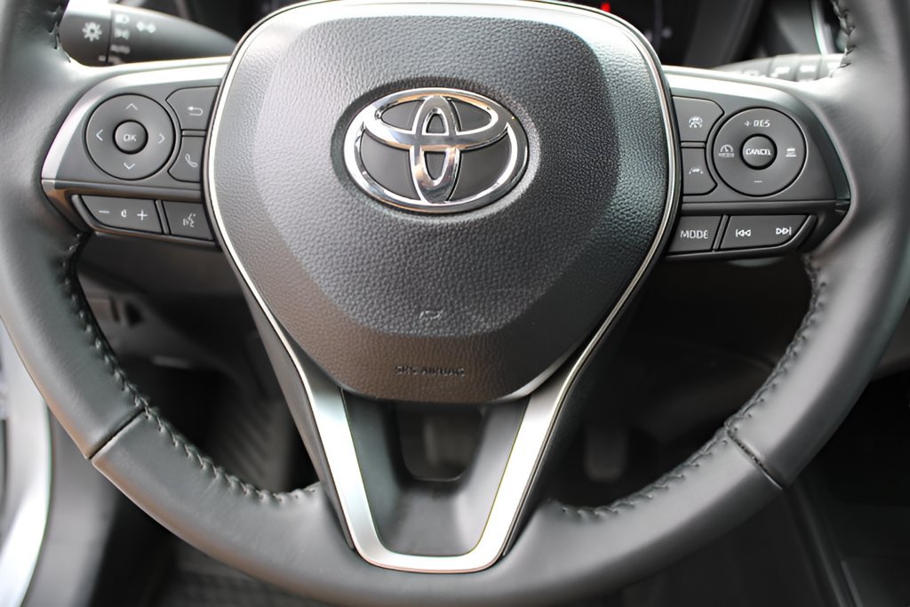 Certified 2026 Toyota Corolla Cross LE AWD/4WD image 13