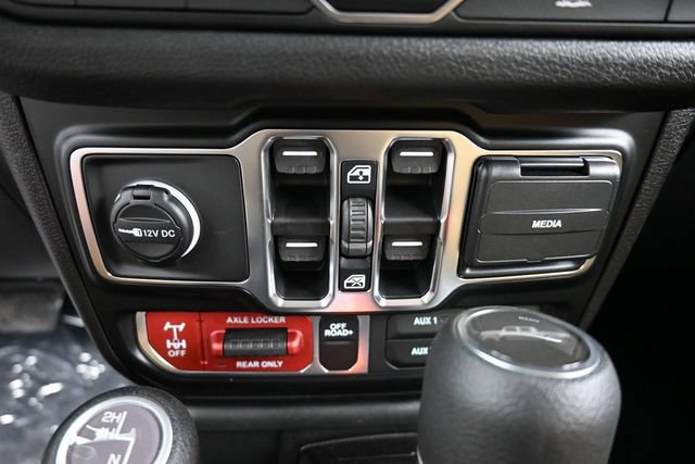 New 2026 Jeep Gladiator Willys AWD/4WD image 18