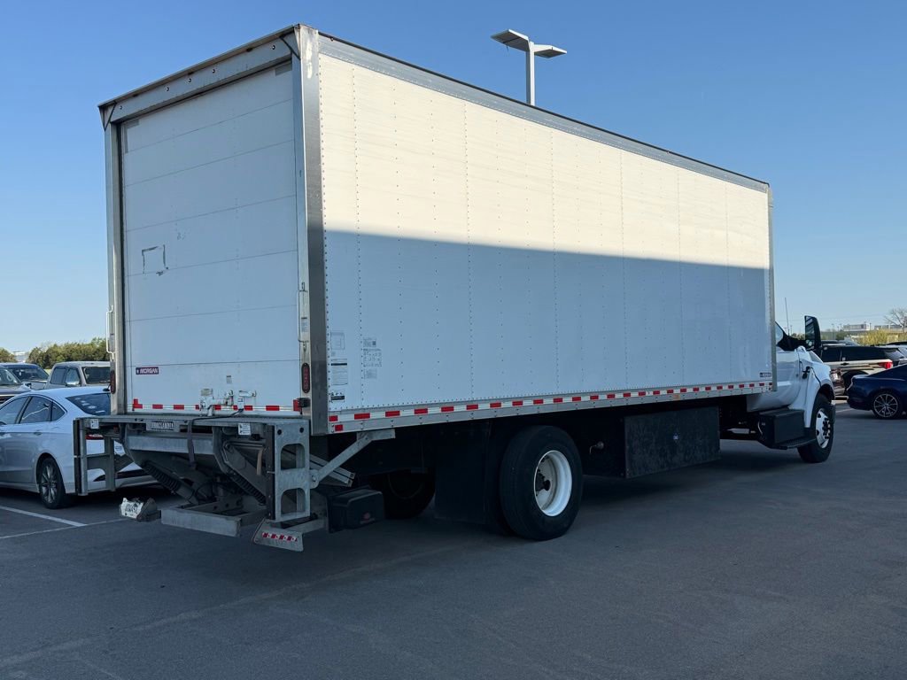 Used 2022 Ford F650 2WD Regular Cab Super Duty image 19