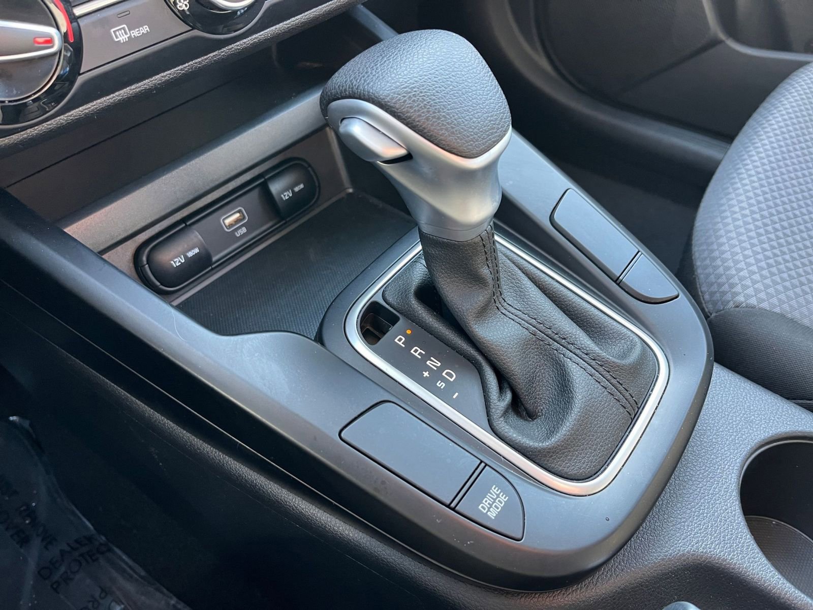 Used 2025 Kia Soul LX w/ LX Technology Package FWD image 39