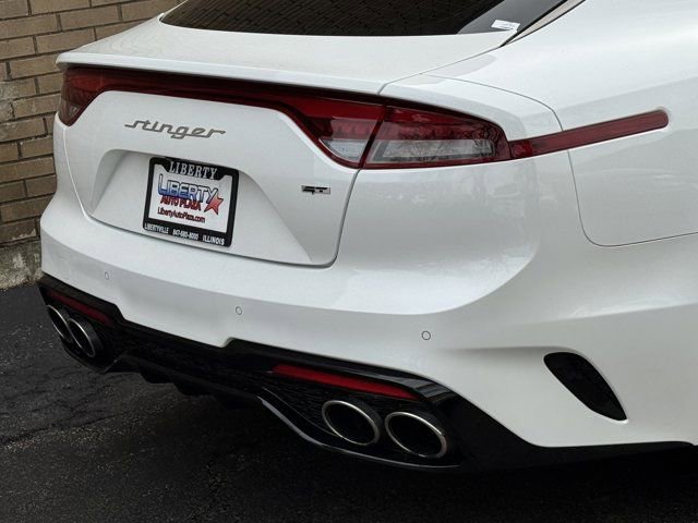 Used 2023 Kia Stinger GT2 image 32