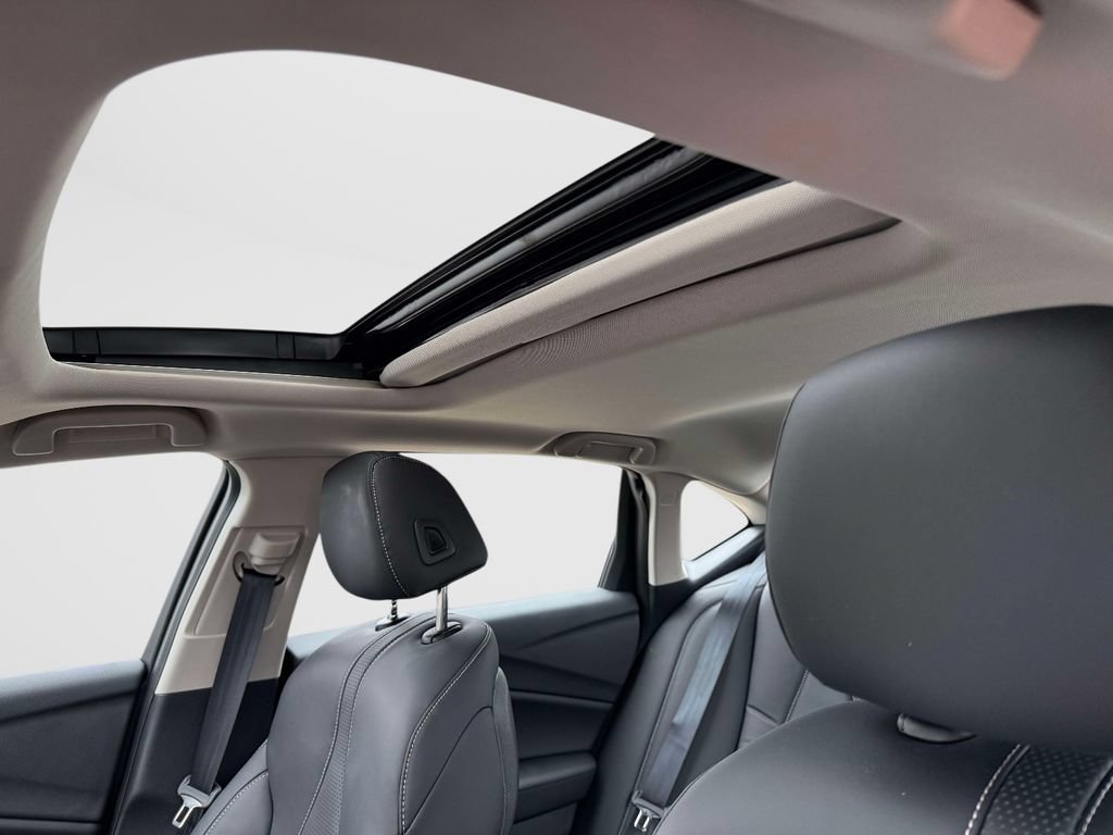 Certified 2025 Acura TLX w/ Technology Package FWD image 30