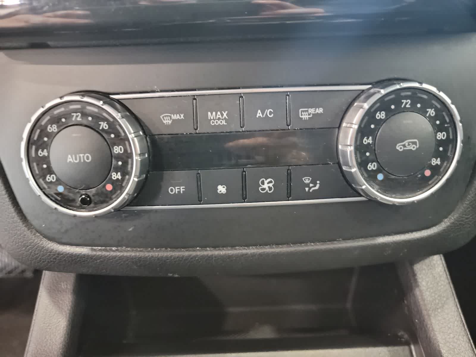 Used 2017 Mercedes-Benz GLS 450 4MATIC image 30