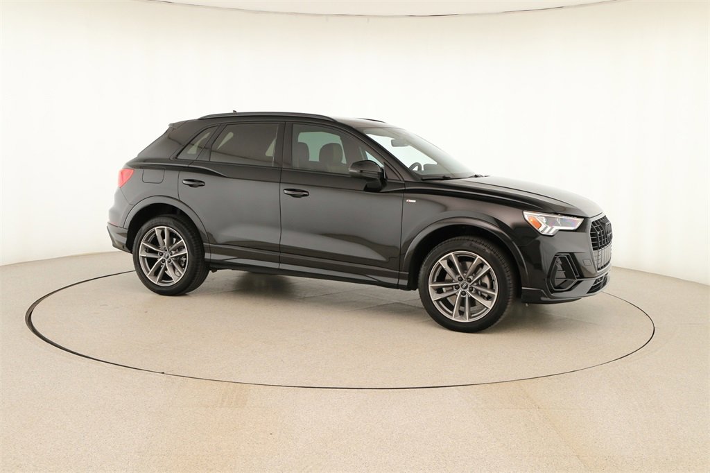 Certified 2024 Audi Q3 2.0T Premium Plus image 9