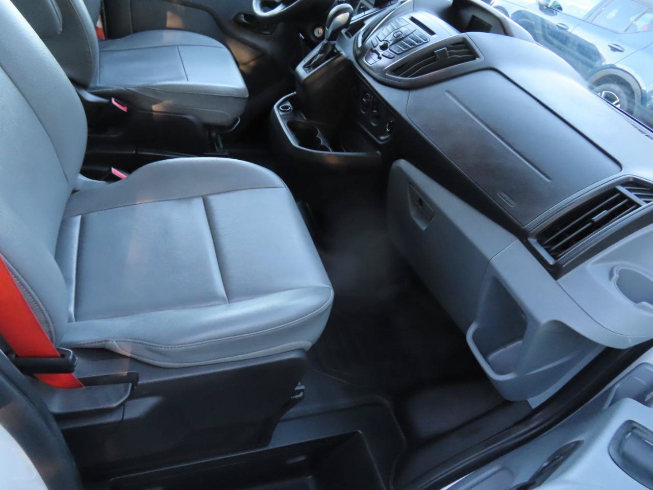 Used 2019 Ford Transit 150 148 Medium Roof RWD image 21