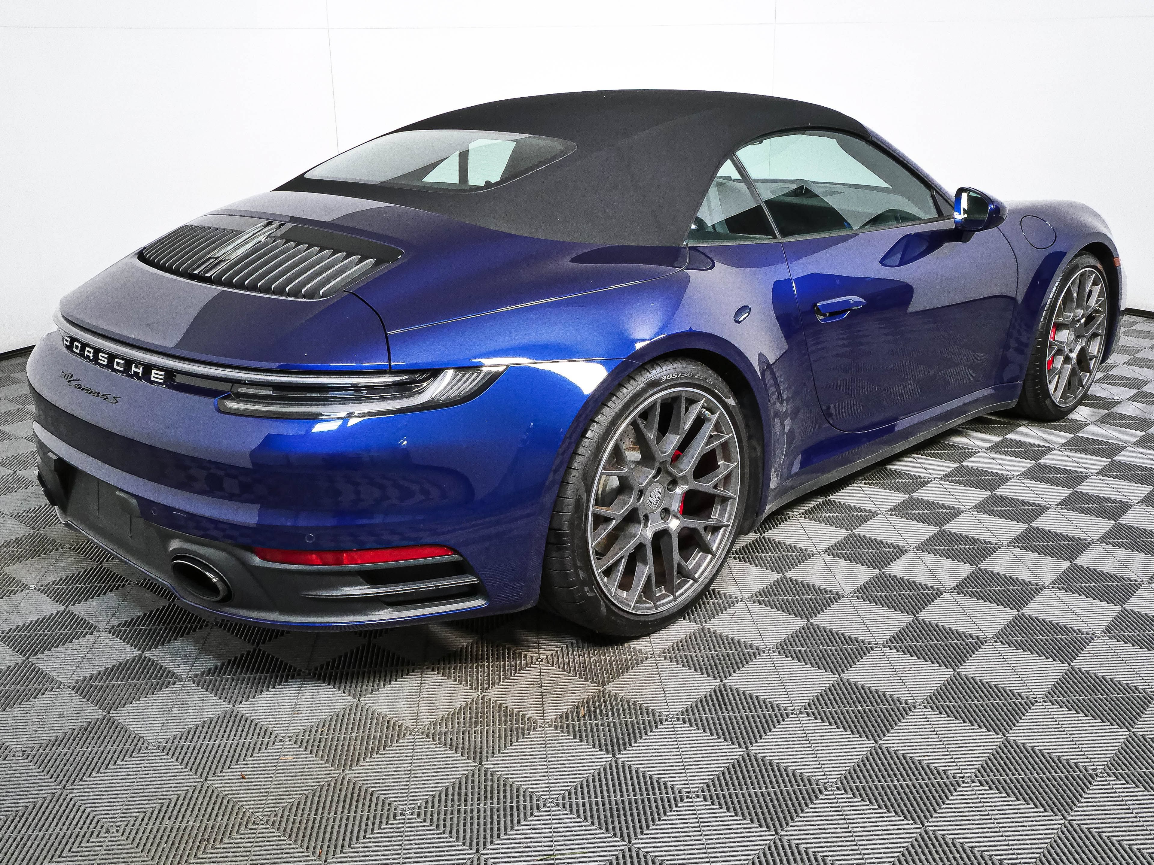 Certified 2020 Porsche 911 Carrera 4S w/ Sport Package AWD/4WD image 26