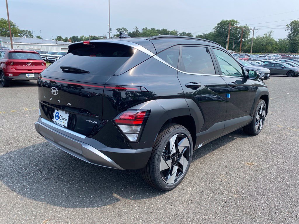New 2026 Hyundai Kona Limited AWD/4WD image 4