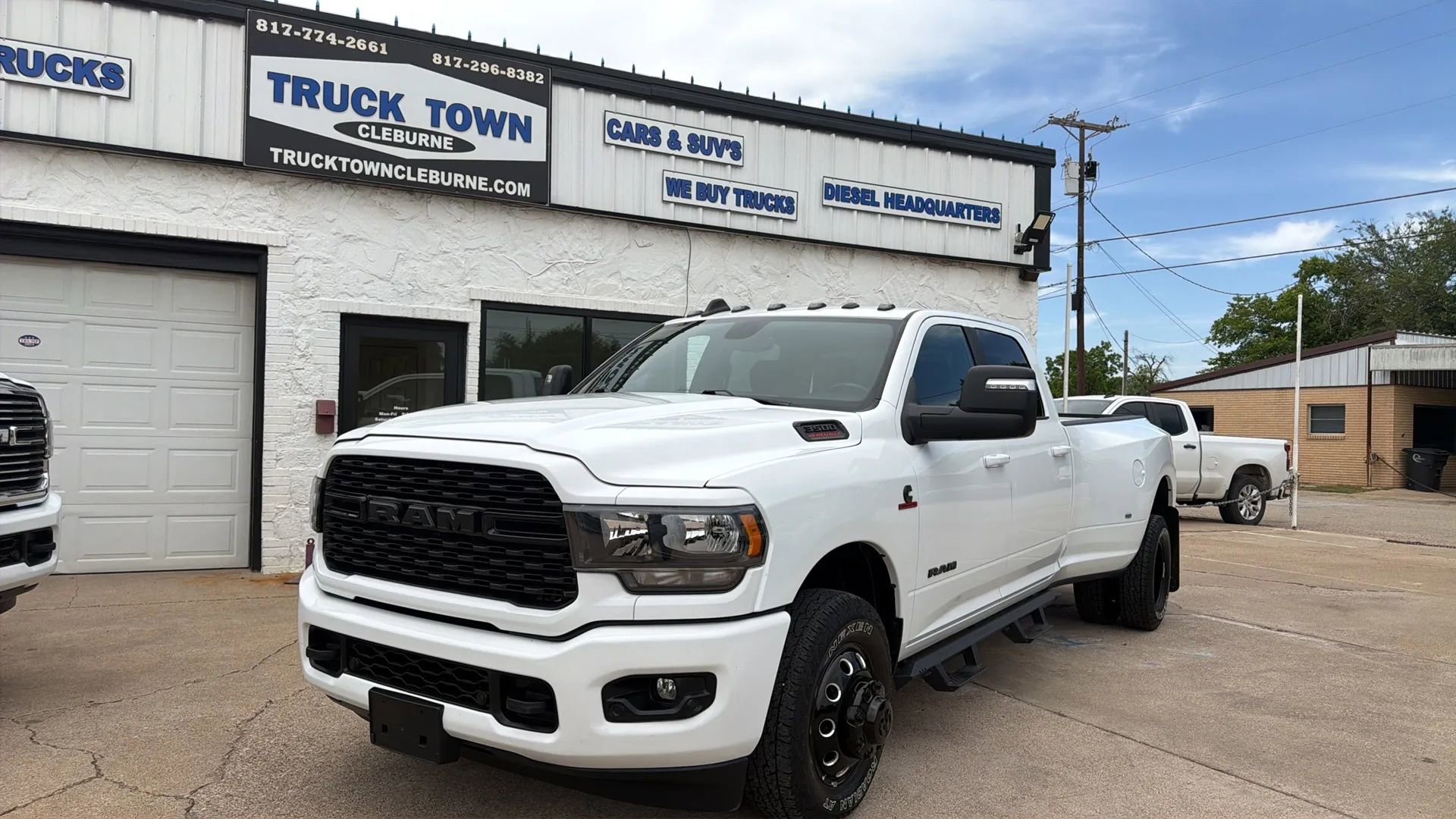Used 2023 RAM 3500 Lone Star w/ Night Edition RWD image 1