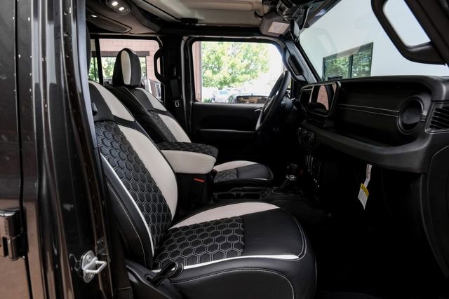 Used 2025 Jeep Gladiator Sport image 74