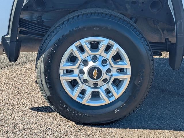 Used 2025 Chevrolet Silverado 2500 LT w/ Convenience Package image 9