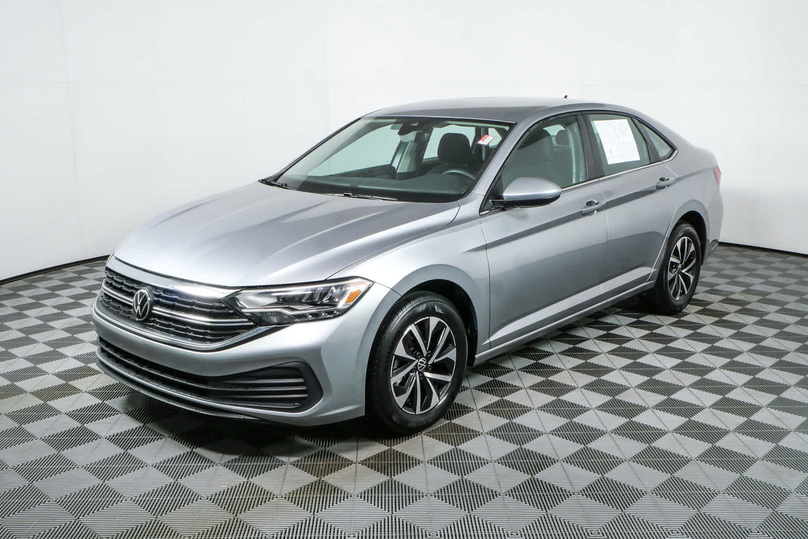 Certified 2024 Volkswagen Jetta S FWD image 26