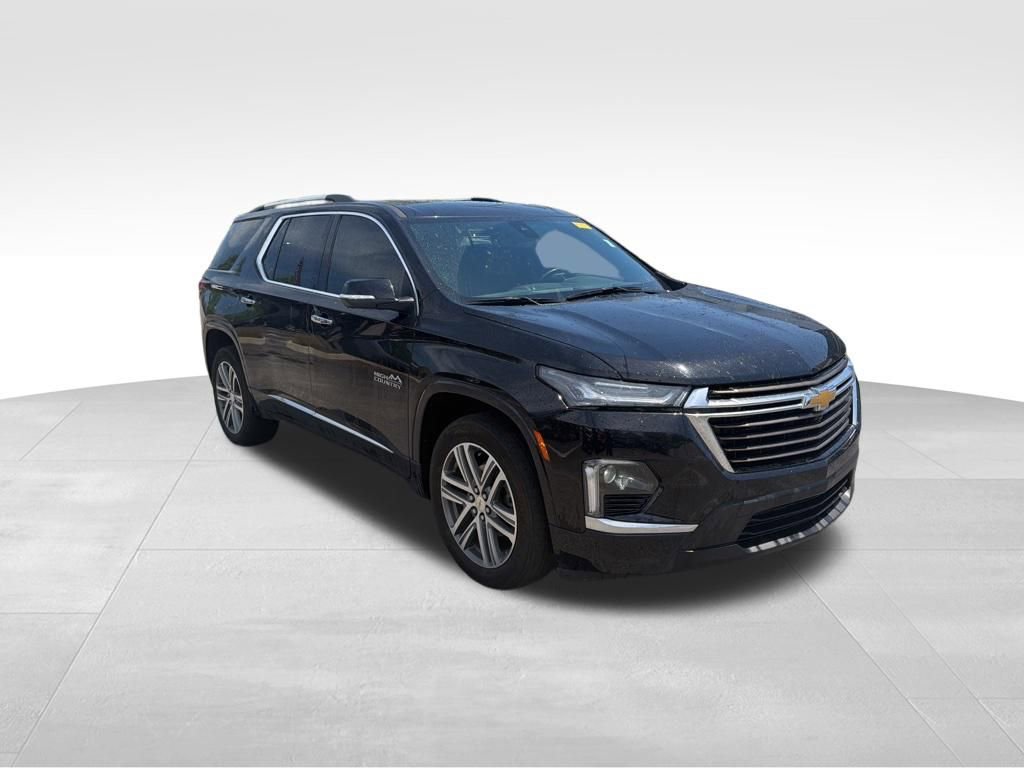 Used 2023 Chevrolet Traverse High Country FWD image 3