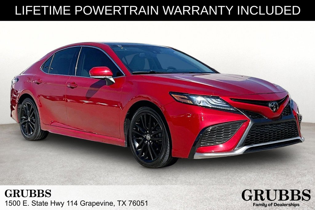 Used 2022 Toyota Camry XSE FWD image 1