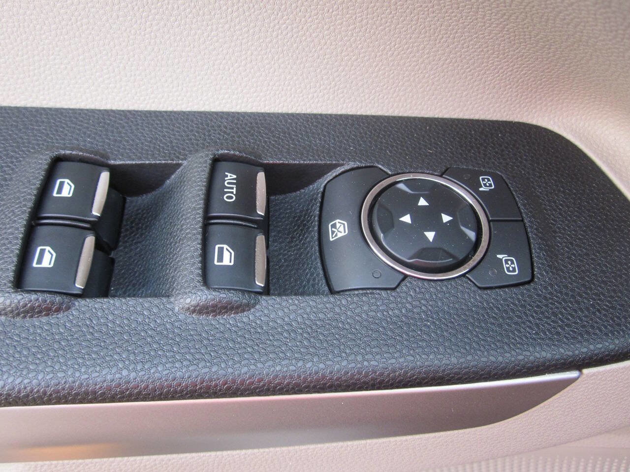 Used 2020 Ford EcoSport S FWD image 26