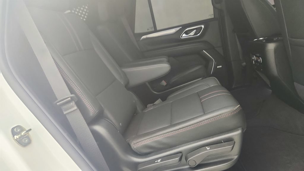 Used 2023 Chevrolet Tahoe RST w/ Luxury Package RWD image 27
