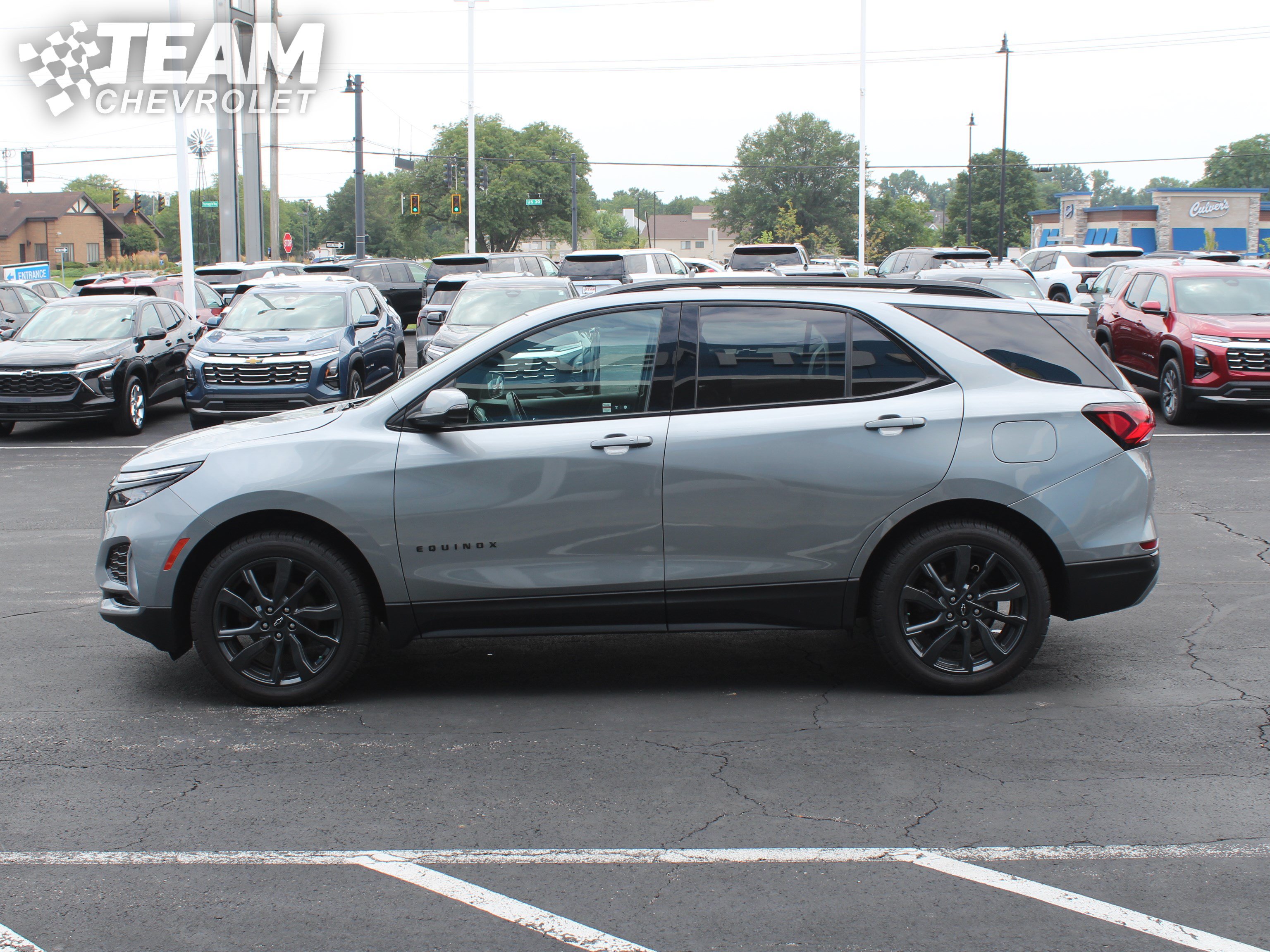 Used 2024 Chevrolet Equinox RS w/ RS Leather Package AWD/4WD image 7