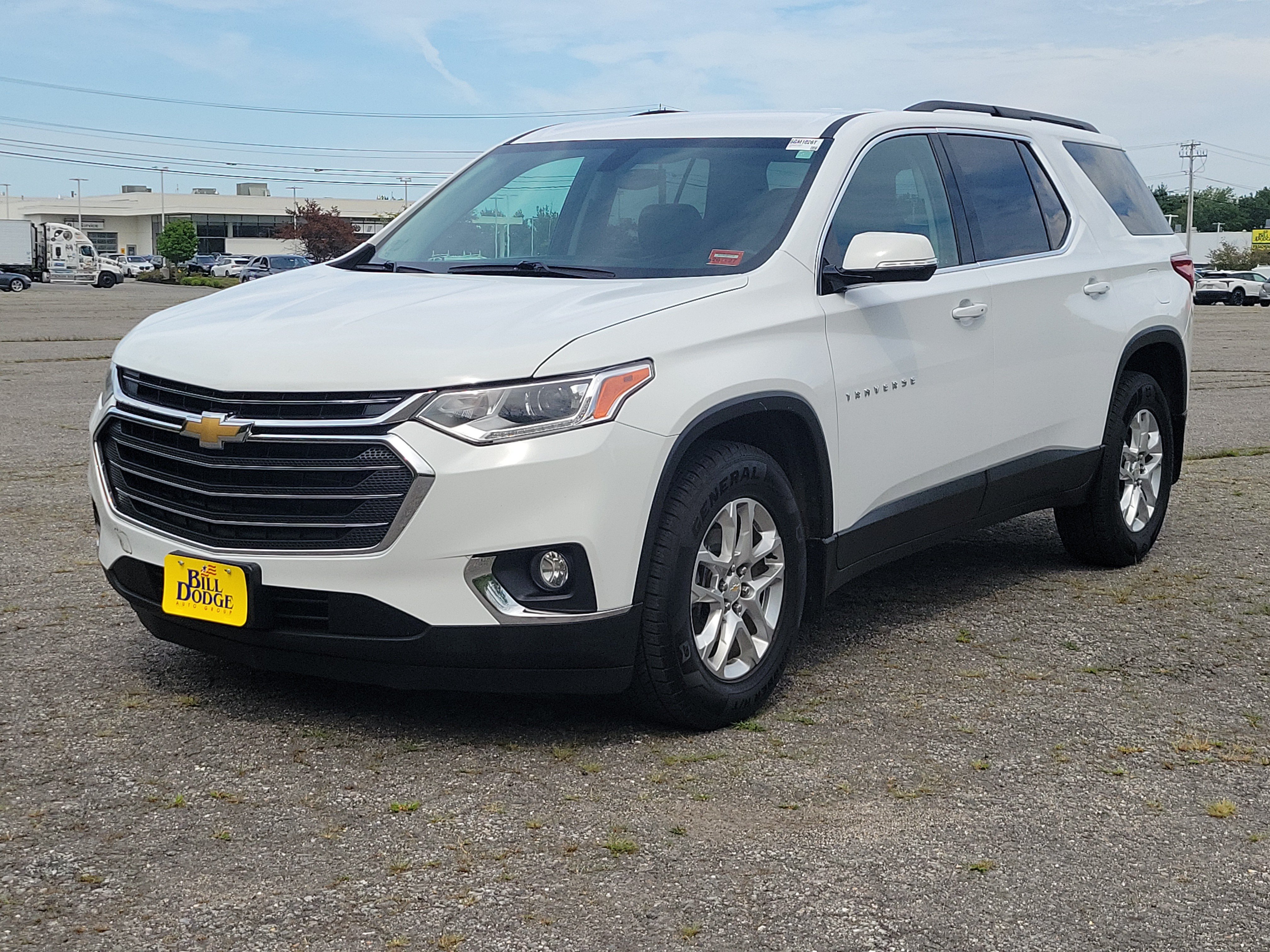 Used 2019 Chevrolet Traverse LT w/ LPO, Floor Liner Package AWD/4WD image 1
