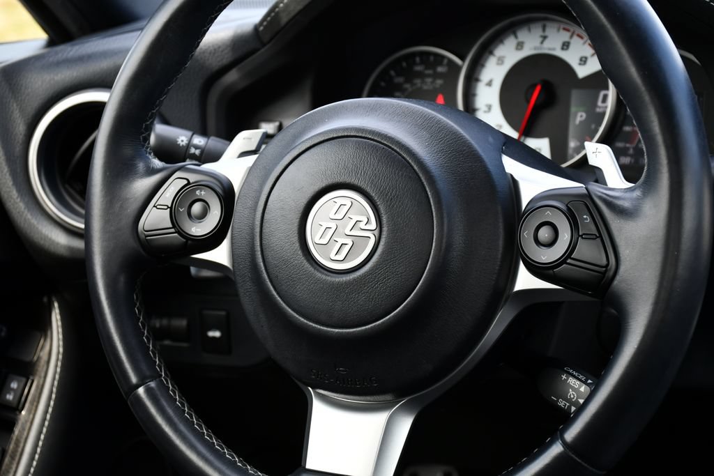 Used 2019 Toyota 86 RWD image 22