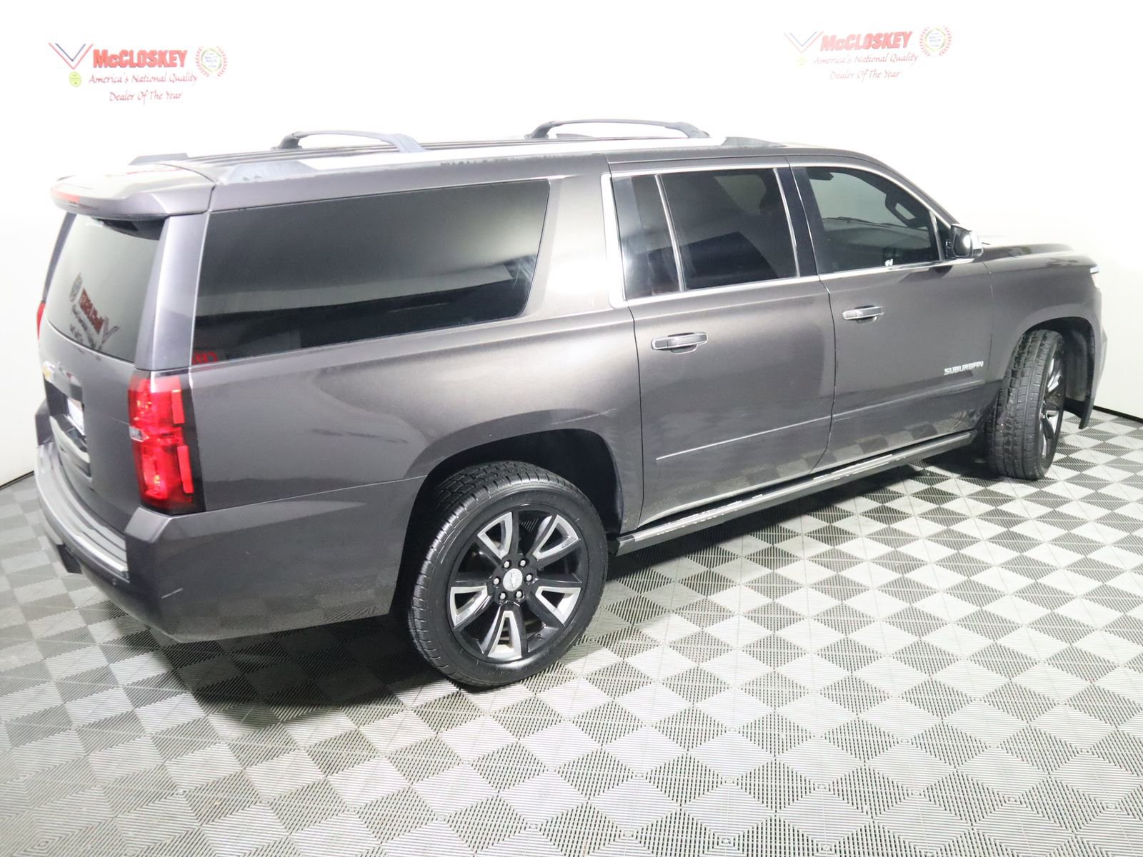 Used 2015 Chevrolet Suburban LTZ AWD/4WD image 4