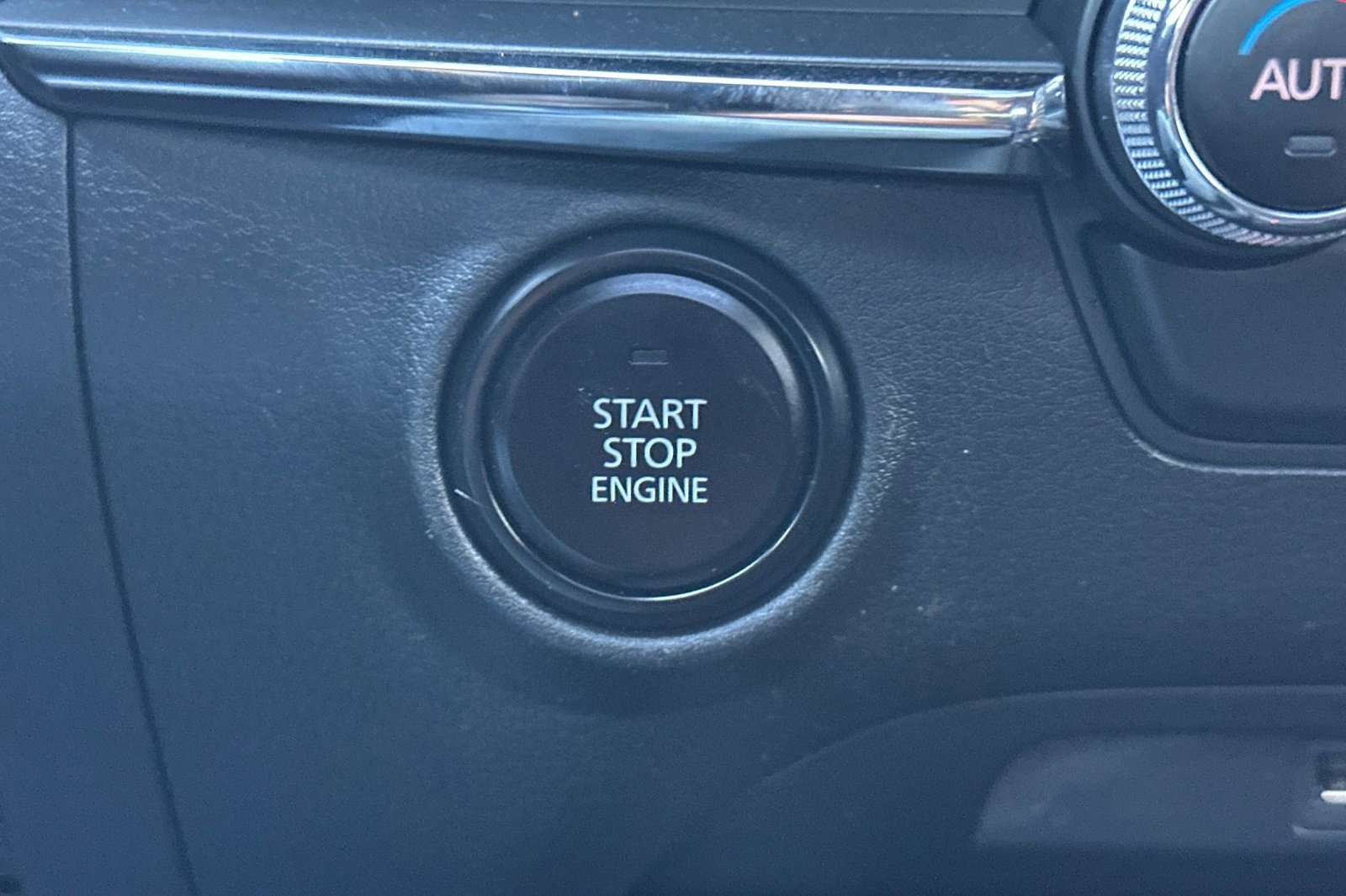 Used 2020 MAZDA MAZDA3 Premium Package image 31