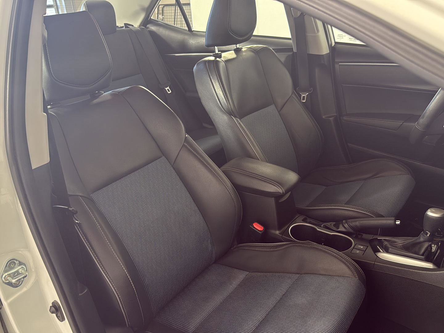 Used 2016 Toyota Corolla S FWD image 14