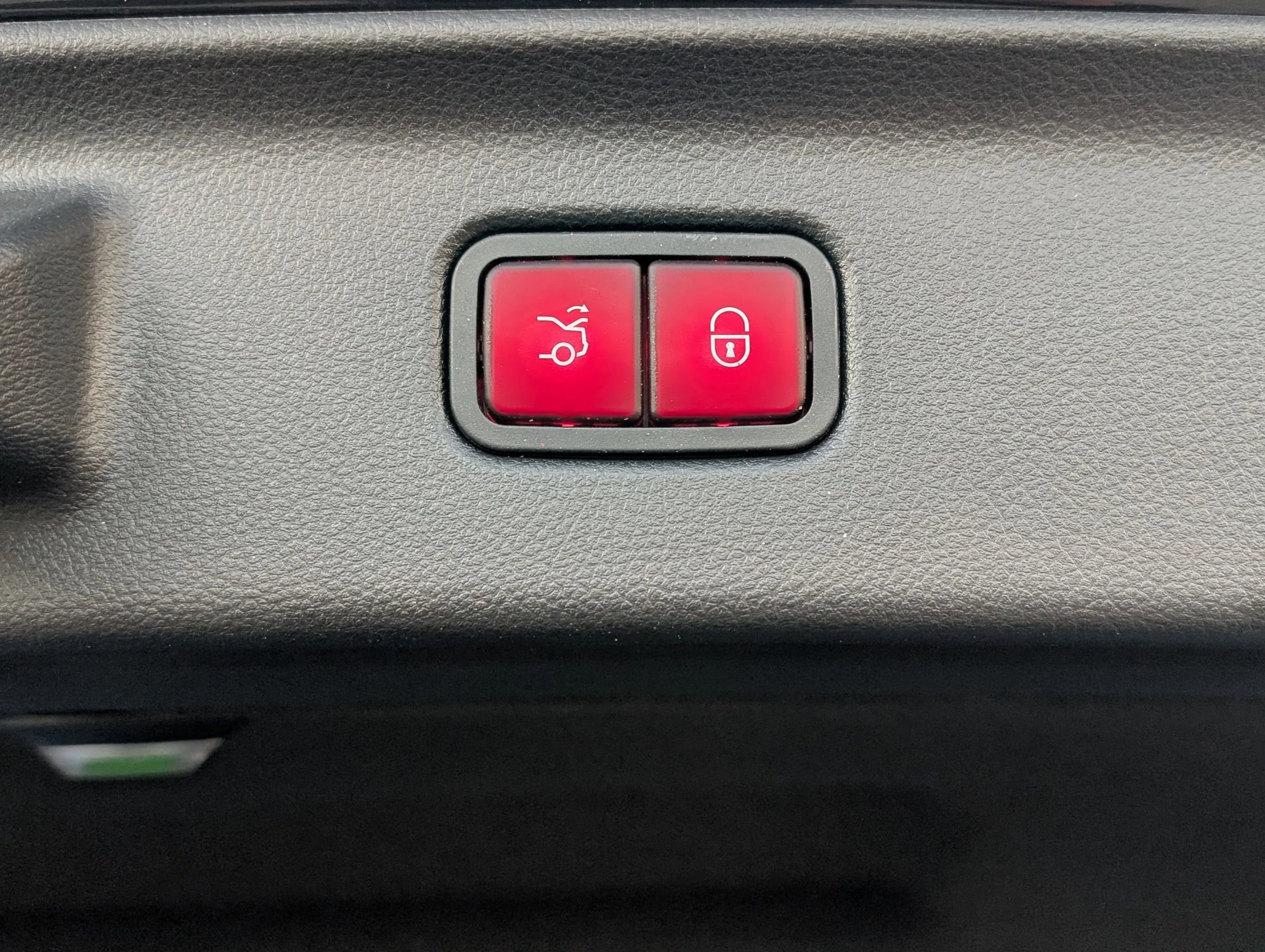 Used 2023 Mercedes-Benz S 580 4MATIC Sedan image 37