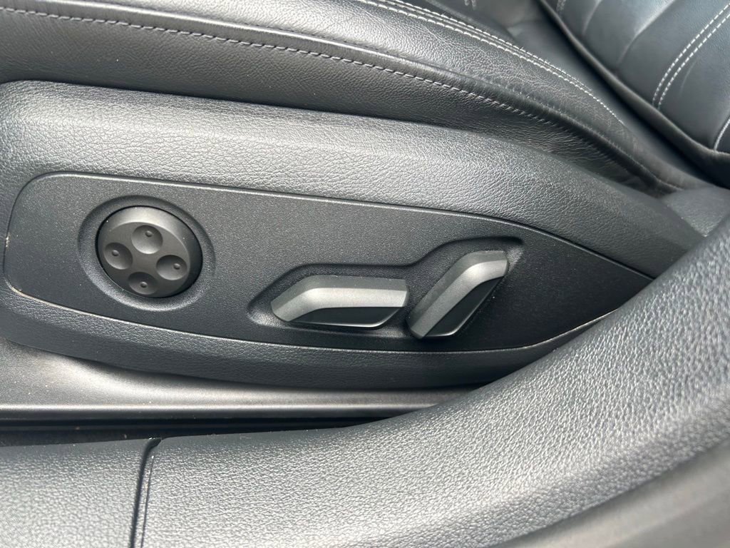 Used 2023 Audi A5 2.0T Premium Plus w/ Premium Plus AWD/4WD image 48