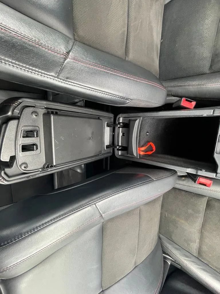 Used 2022 Dodge Durango R/T w/ Blacktop Package AWD/4WD image 31