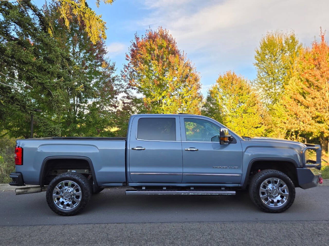 Used 2016 GMC Sierra 2500 Denali w/ Duramax Plus Package image 7