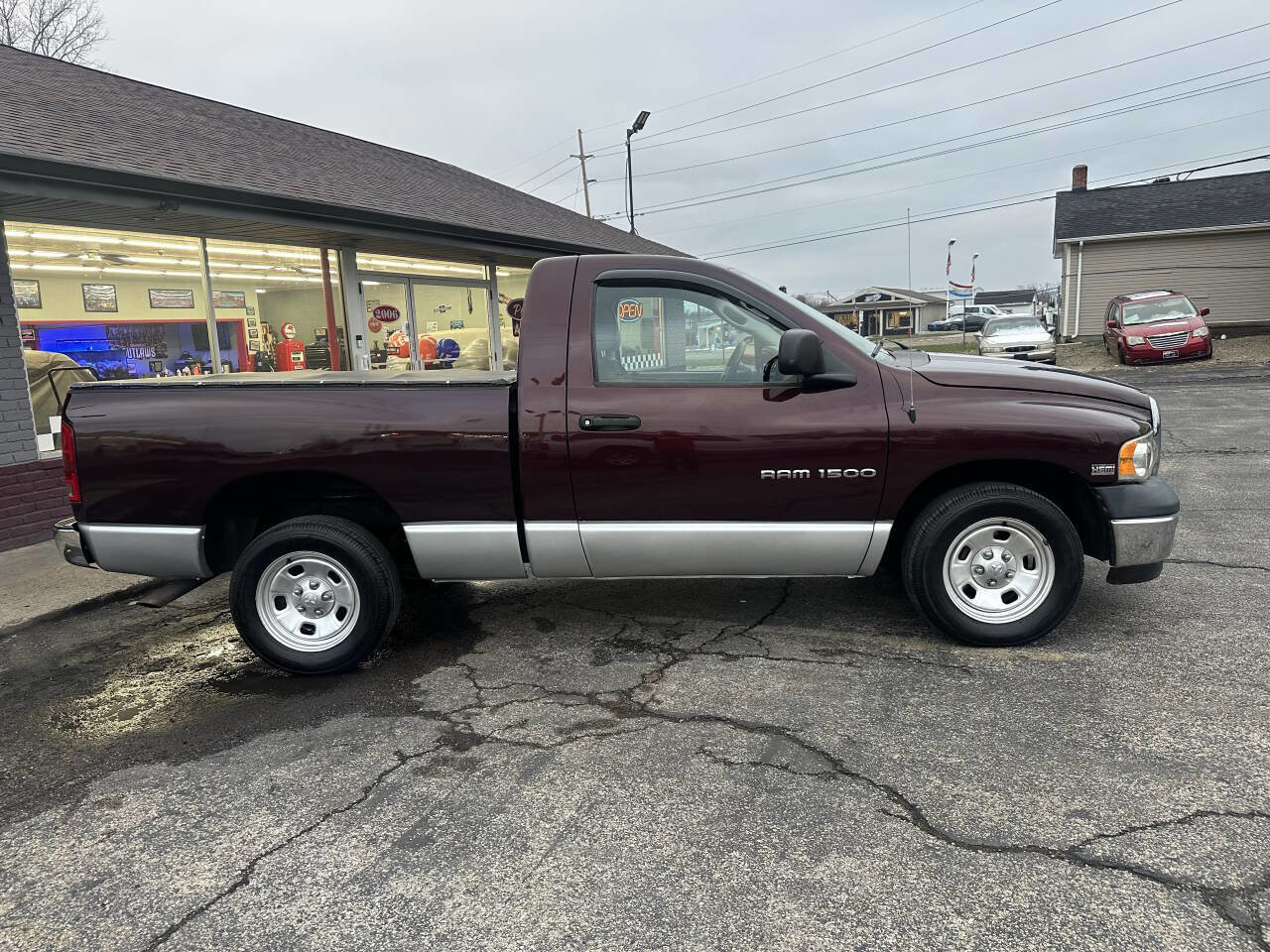 Used 2004 Dodge Ram 1500 Truck ST w/ ST Value Group image 3