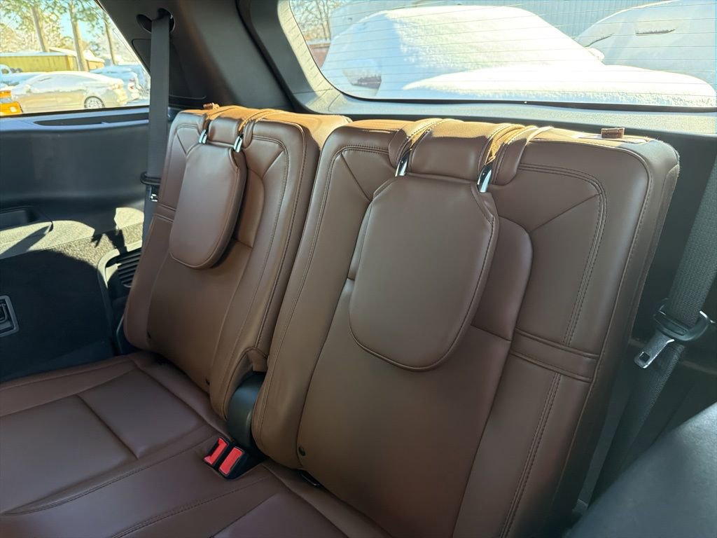 Used 2022 Lincoln Aviator Reserve w/ Equipment Group 201A AWD/4WD image 45