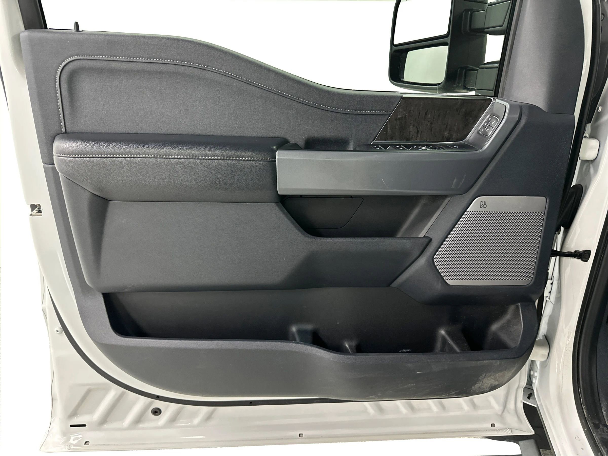 Used 2024 Ford F250 Lariat w/ Lariat Ultimate Package image 21