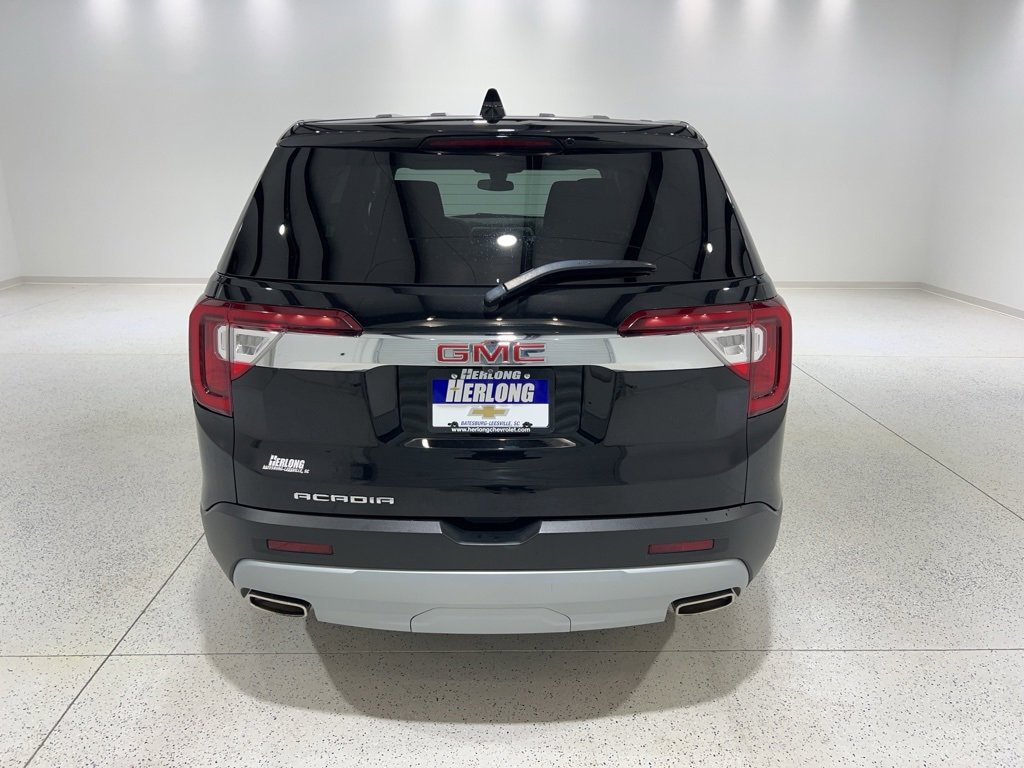 Used 2023 GMC Acadia SLE w/ LPO, Floor Liner Package image 4