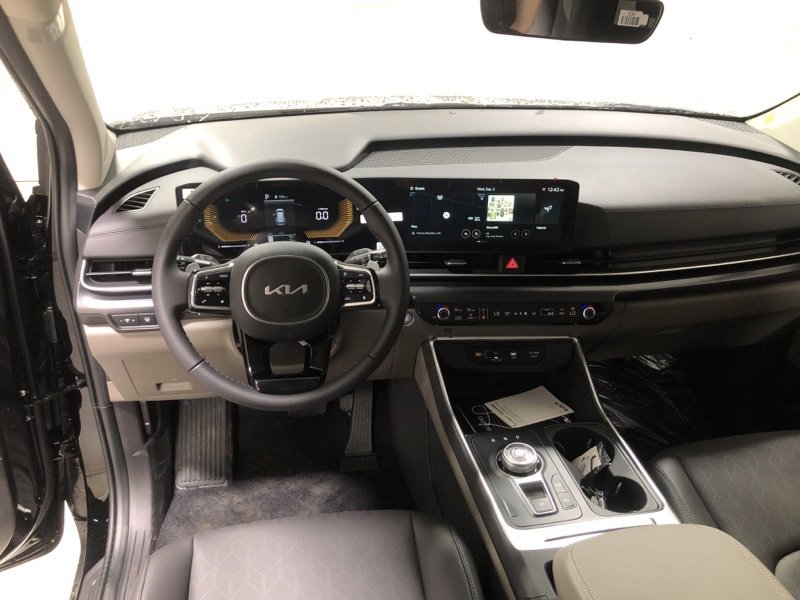 New 2026 Kia Carnival LXS image 27