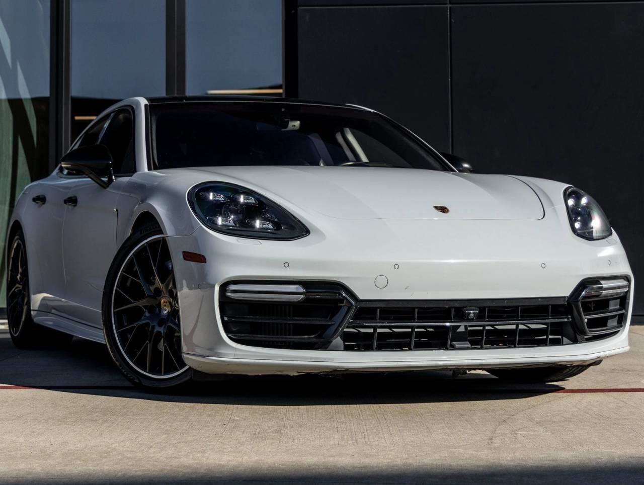 Used 2020 Porsche Panamera GTS image 52