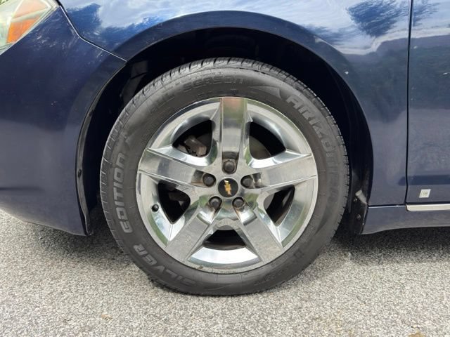 Used 2009 Chevrolet Malibu LT FWD image 2