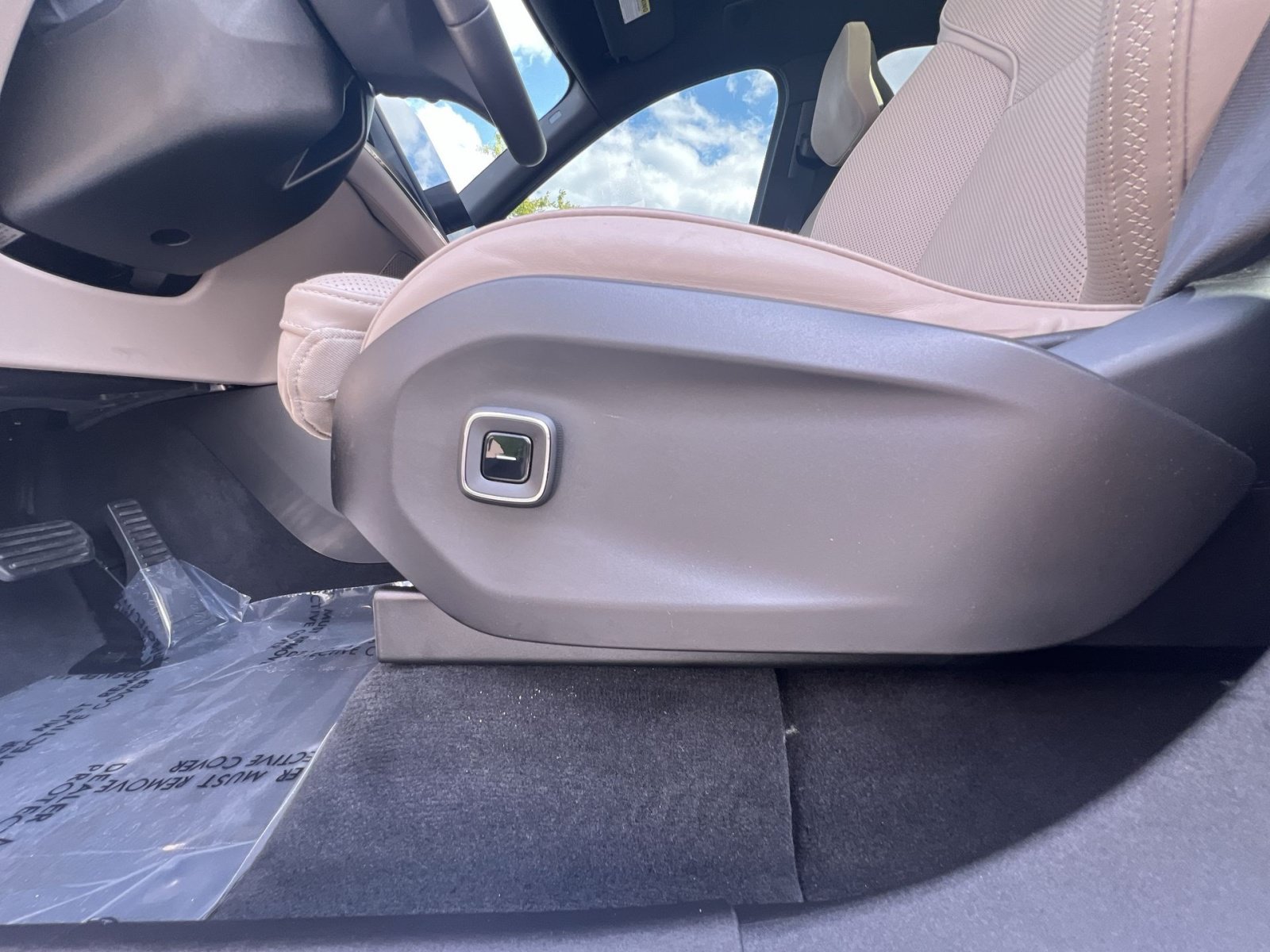 New 2026 Volvo EX90 Ultra AWD/4WD image 22