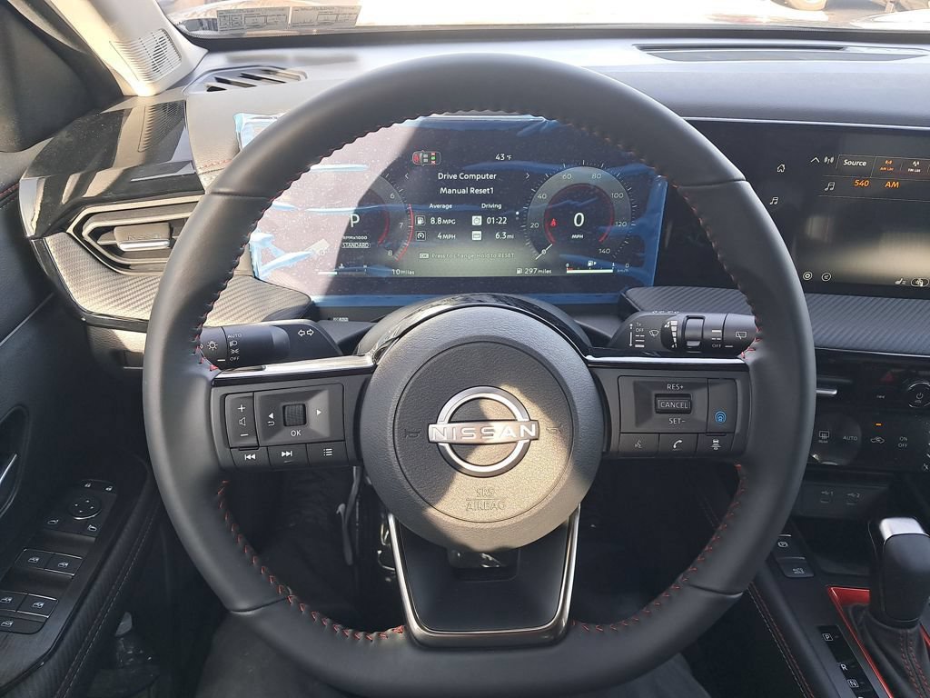 New 2026 Nissan Kicks SR w/ Cold Weather Package AWD/4WD image 15