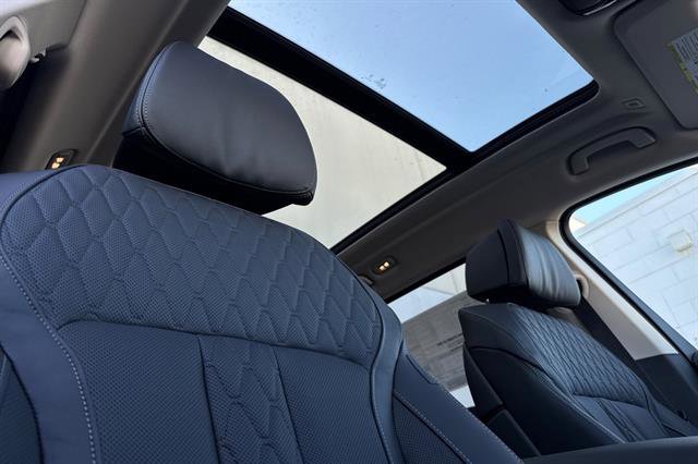 New 2026 BMW X7 xDrive40i image 18