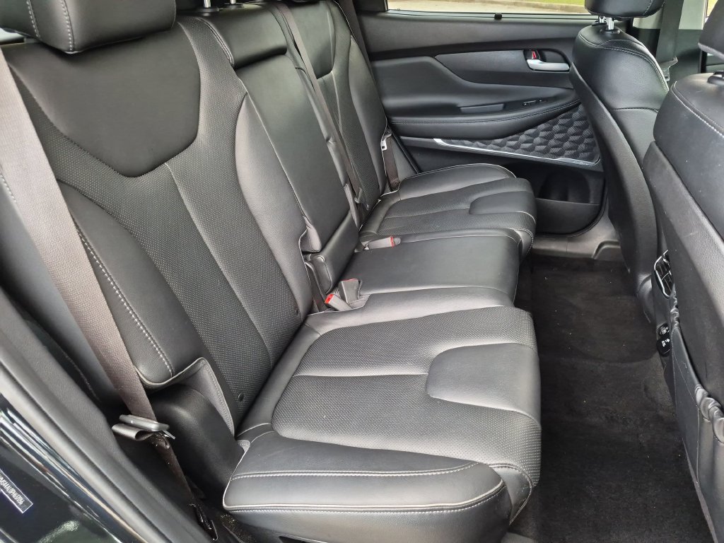 Used 2023 Hyundai Santa Fe Limited FWD image 31