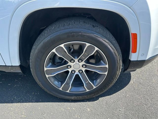 Used 2023 Jeep Grand Wagoneer 4WD image 13