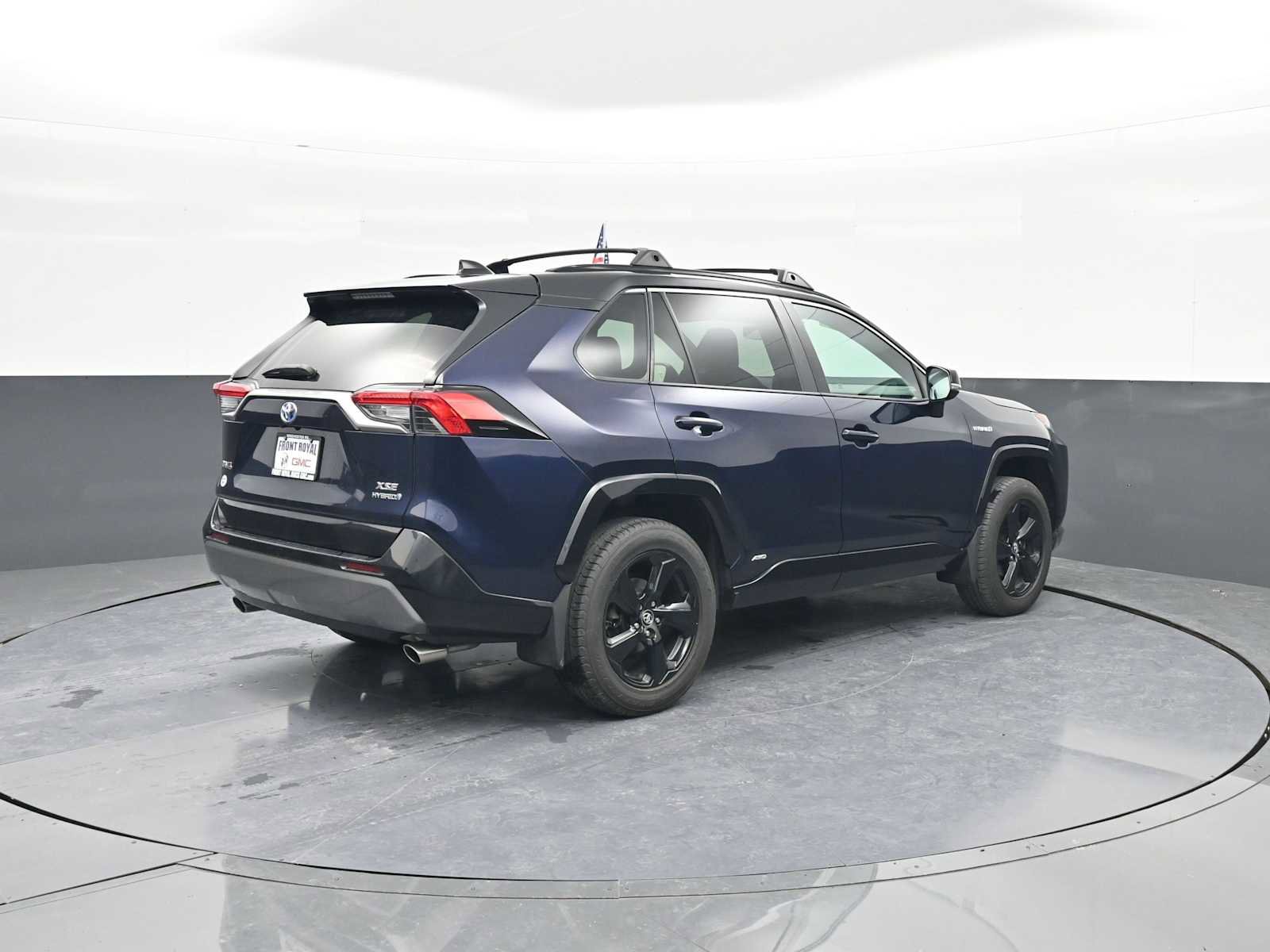 Used 2020 Toyota RAV4 XSE image 8