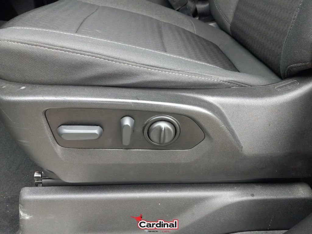 Used 2022 Chevrolet Silverado 1500 LT image 19