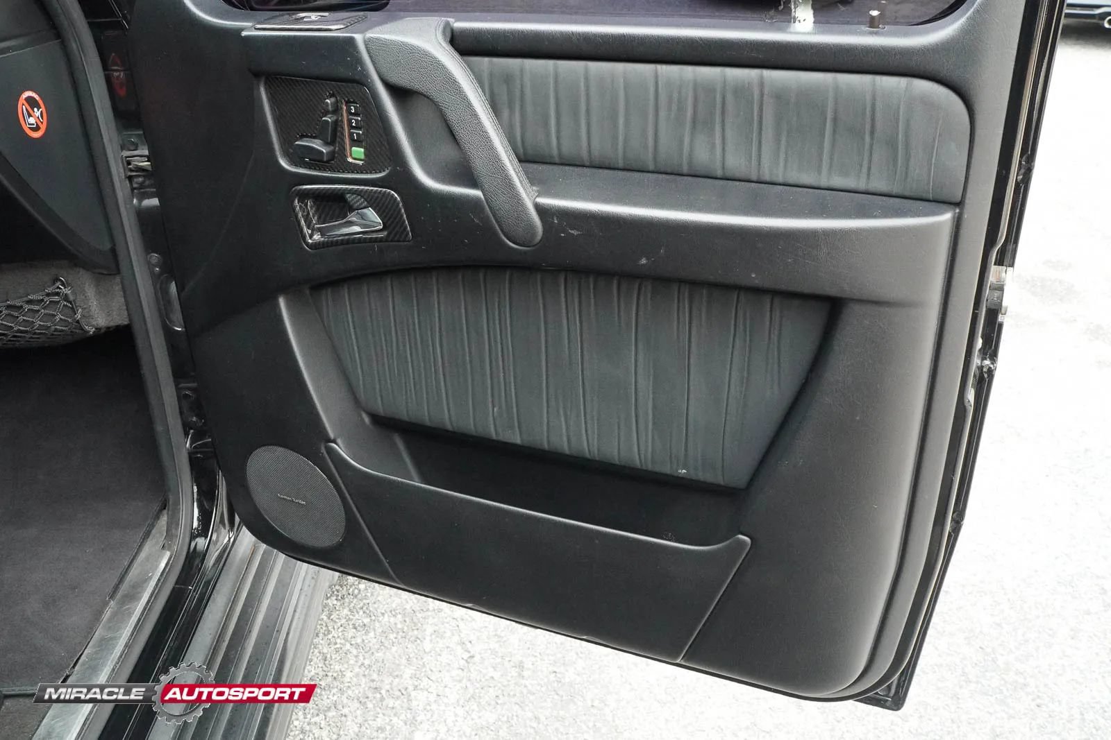 Used 2009 Mercedes-Benz G 55 AMG 4MATIC image 29