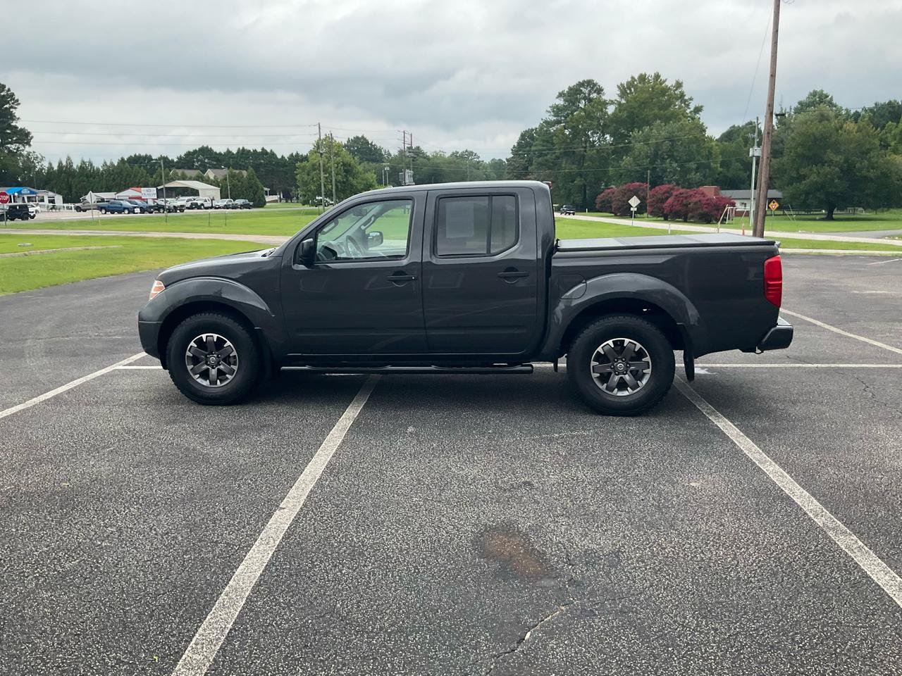 Used 2014 Nissan Frontier Desert Runner RWD image 12
