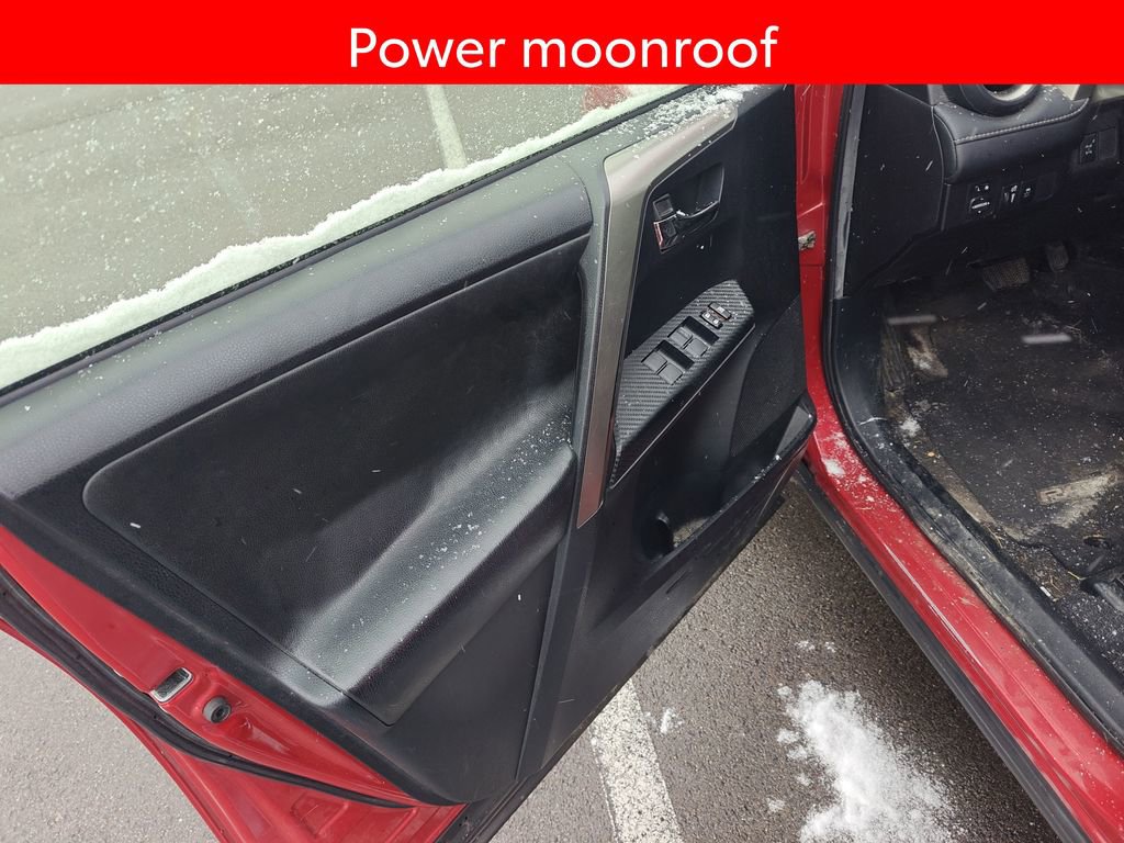 Used 2015 Toyota RAV4 XLE image 5