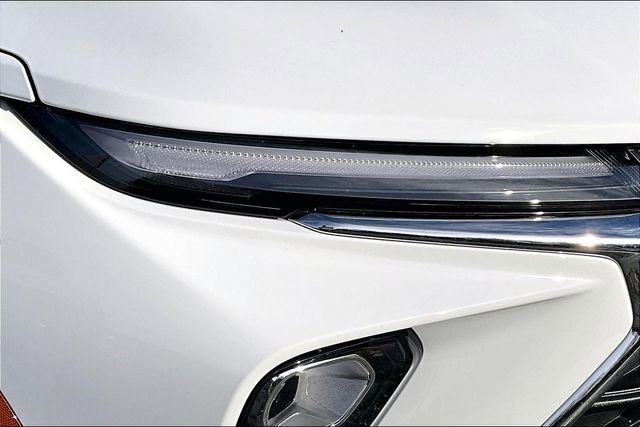 Certified 2024 Chevrolet TrailBlazer LT w/ Driver Confidence Package image 30